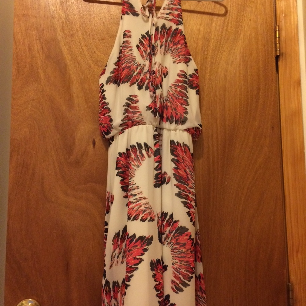 teenplo Cream Halter Dress With Feather Design